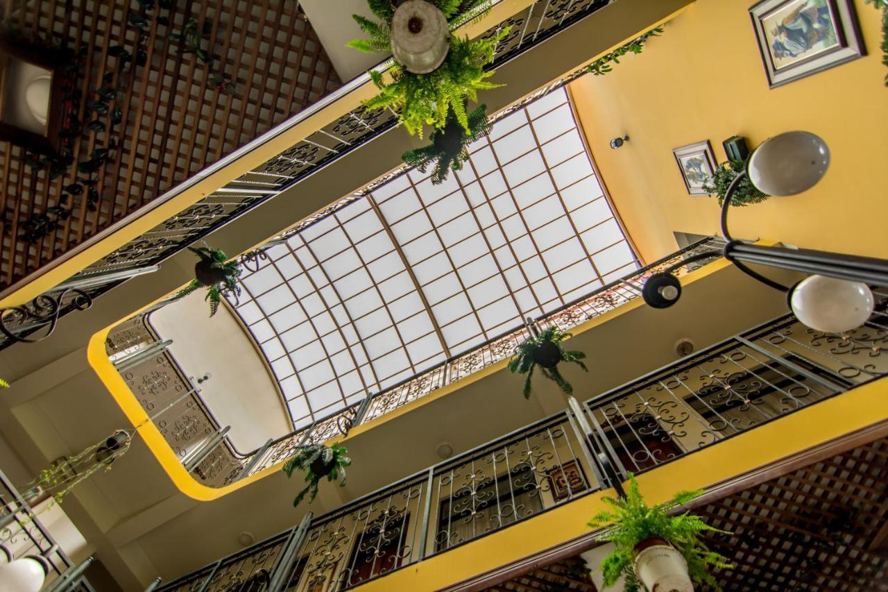 Hotel Amon Real Costa Rica San José Extérieur photo